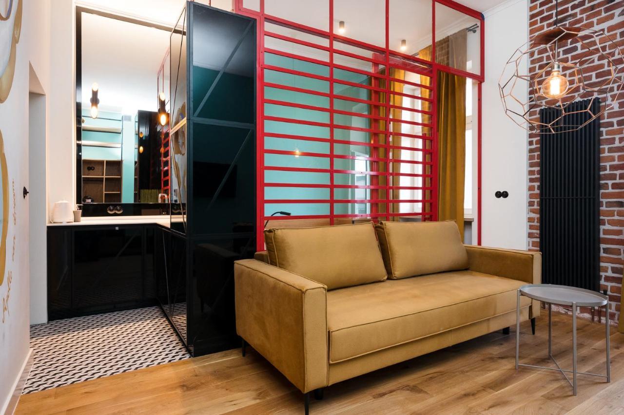 Goldfinger 3-Bed Unique Apartment In The Heart Of Podgorze كراكوفيا المظهر الخارجي الصورة