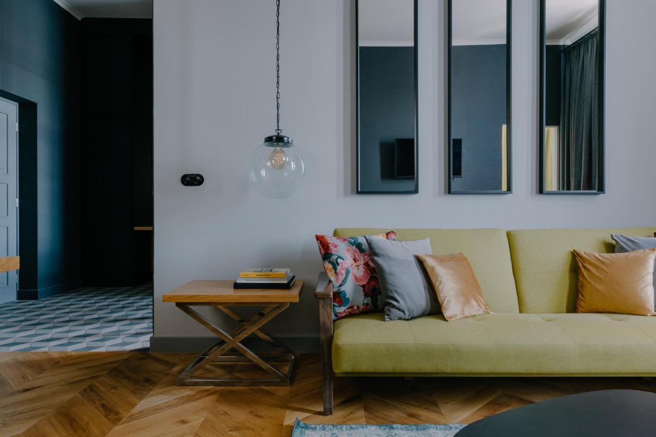 Goldfinger 3-Bed Unique Apartment In The Heart Of Podgorze كراكوفيا المظهر الخارجي الصورة